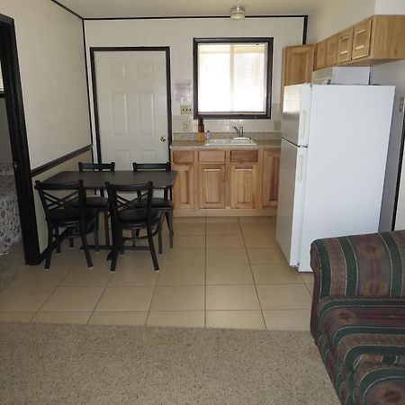 Schooner Creek Resort Kimberling City Bagian luar foto