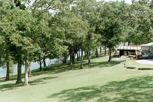 Schooner Creek Resort Kimberling City Bagian luar foto